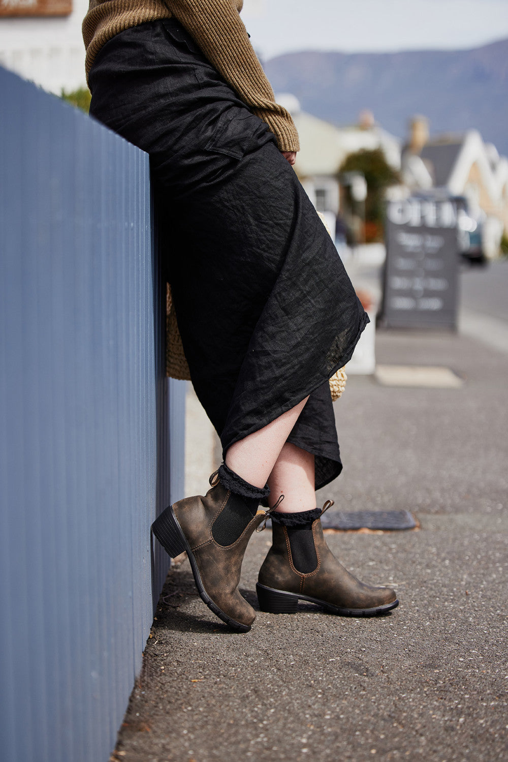 Women's Series #1677 - Image 10